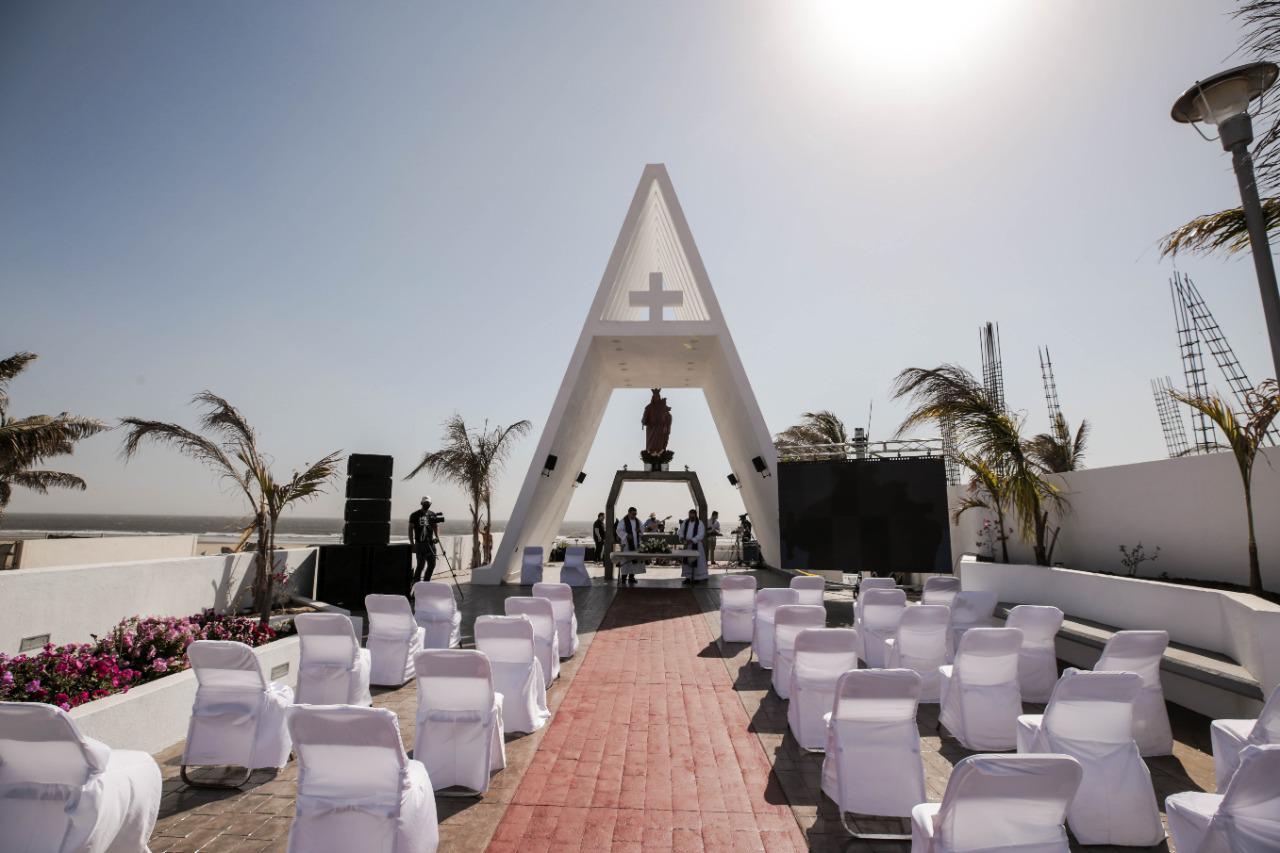 $!Playa Las Glorias tiene nuevo atractivo; rescatan capilla de la Virgen
