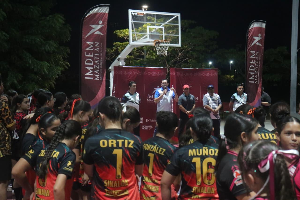 $!Inauguran Primer Festival Estatal Infantil y Juvenil de Voleibol Sinaloa, en Mazatlán