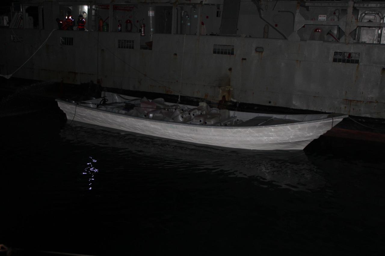 $!Precisa Secretaría de Marina el operativo y decomiso de droga en altamar en proximidades a las costas de Mazatlán