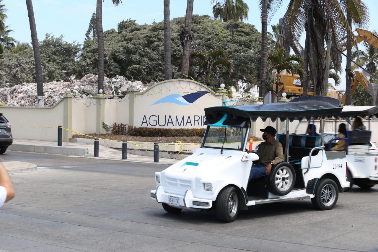 $!La demolición del Hotel Aguamarina avanza rápido en Mazatlán