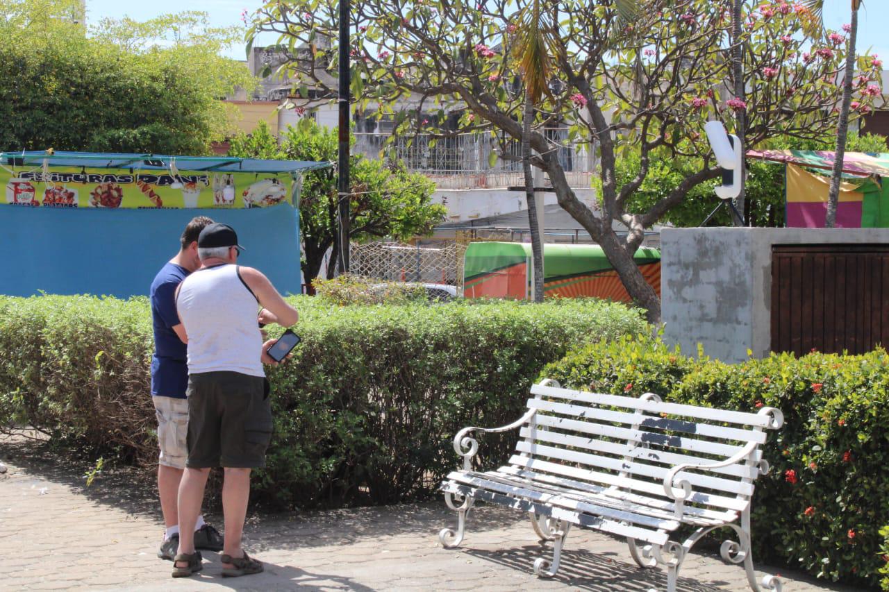 $!Dennis Gran lleva 40 años capturando fenómenos astronómicos