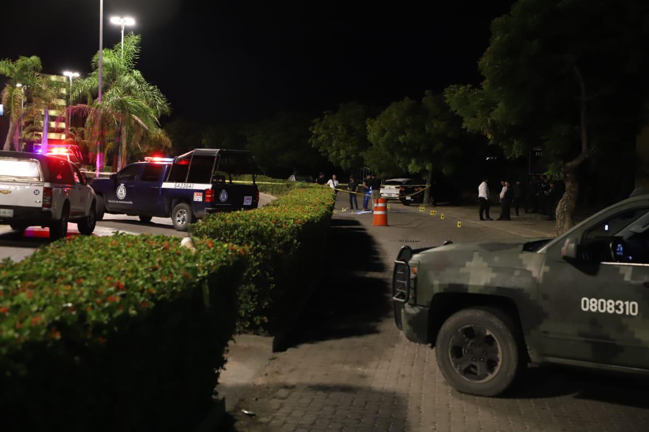 $!Asesinan a balazos a pareja en la zona de La Marina Mazatlán