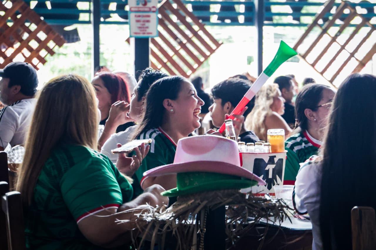 $!Afición contiene el festejo en Culiacán durante primer tiempo de México ante Chequia