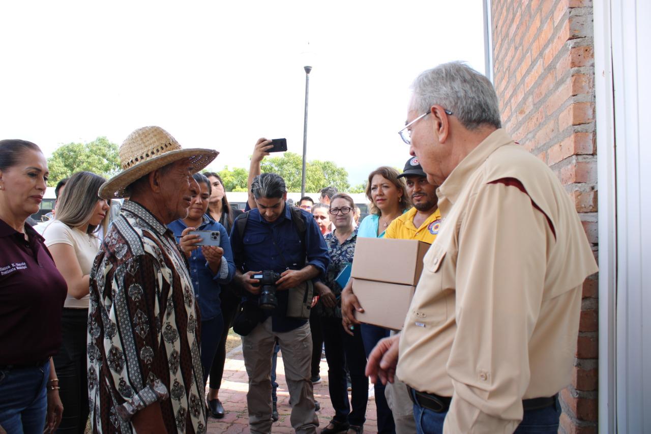 $!Evacuados, cortes de energía, árboles caídos y escurrimientos, lo que dejó ‘Roslyn’ a su paso por Escuinapa