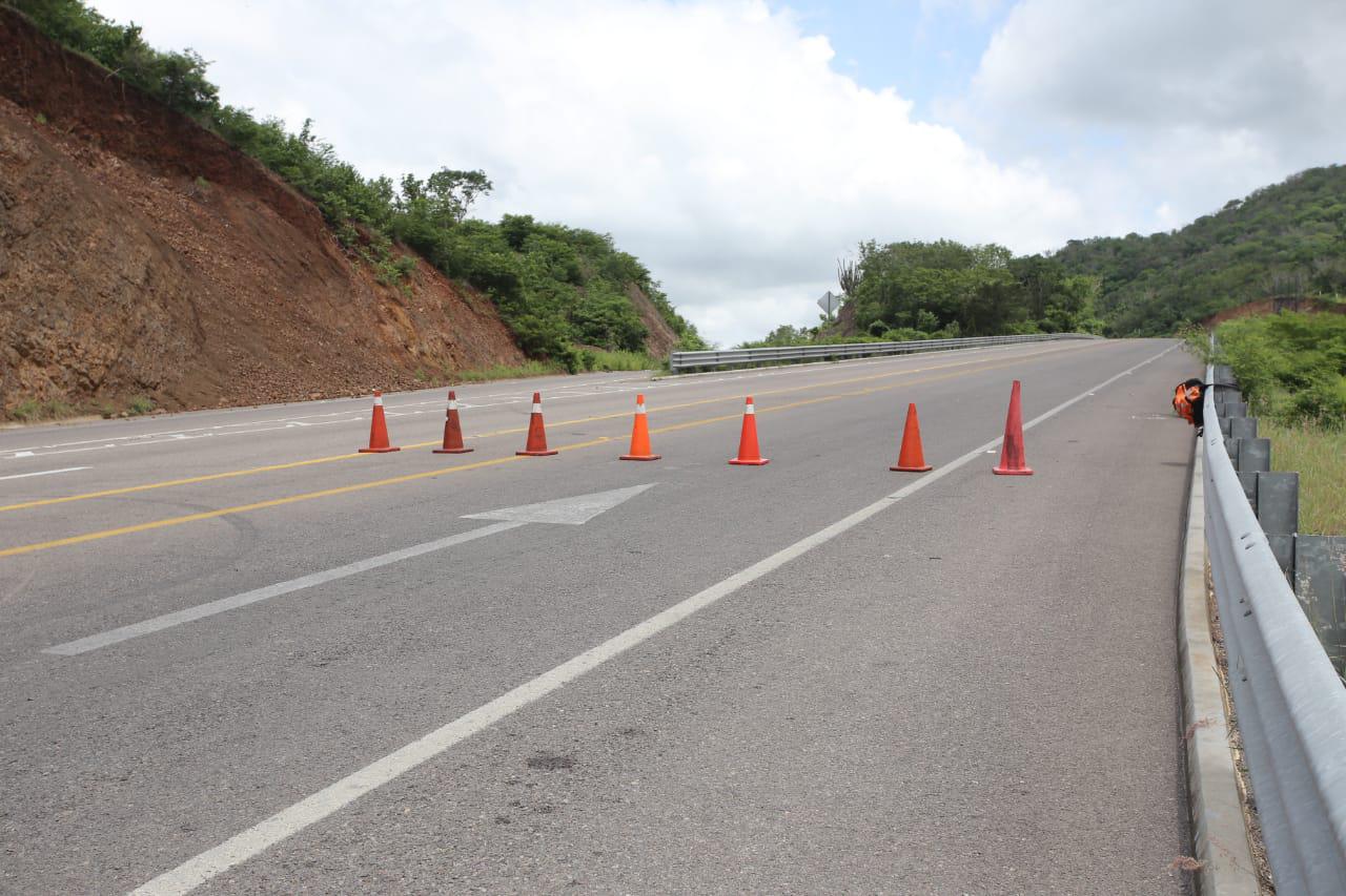 $!Cerro del ramal de la autopista donde murió una mujer en Mazatlán está sin protección