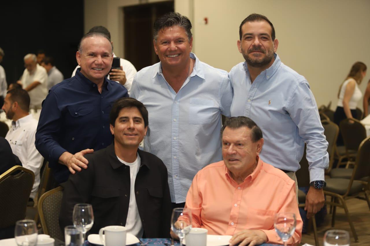 $!Adrián Bastidas, Ismael Barros, Luis Antonio Gómez, José Antonio Toledo Pinto y Amado Guzmán Wolfskill.
