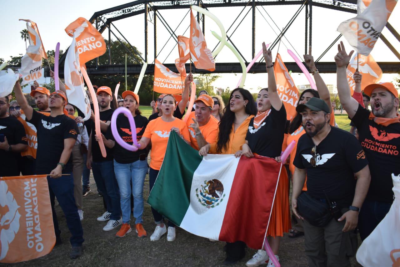 $!Lleva Movimiento Ciudadano marcha al parque acuático de Culiacán; buscan socializar proyecto