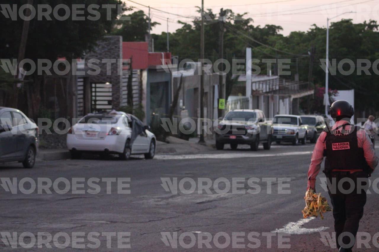 $!Disparan con arma larga contra fachada de una casa en la colonia Díaz Ordaz, en Culiacán