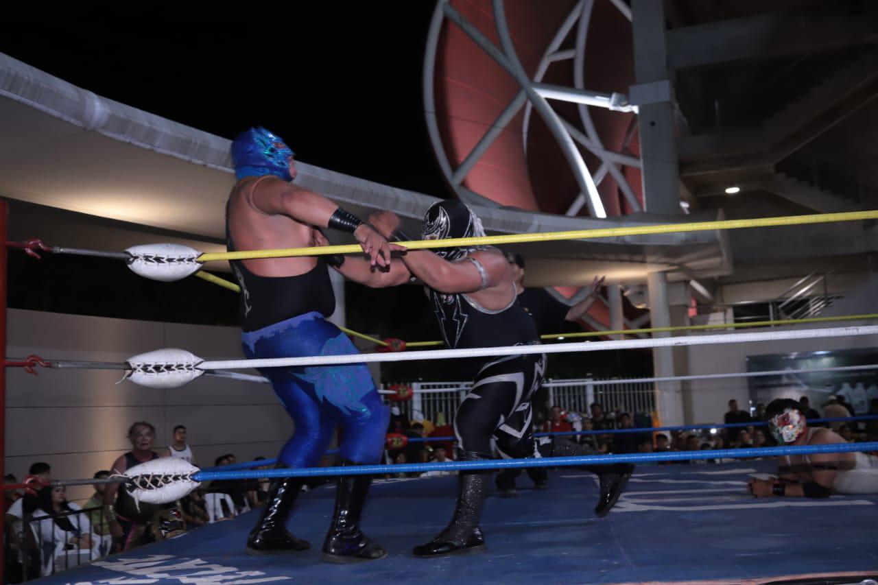 $!Festeja Súper Ángel sus 40 años de trayectoria con función luchística con causa