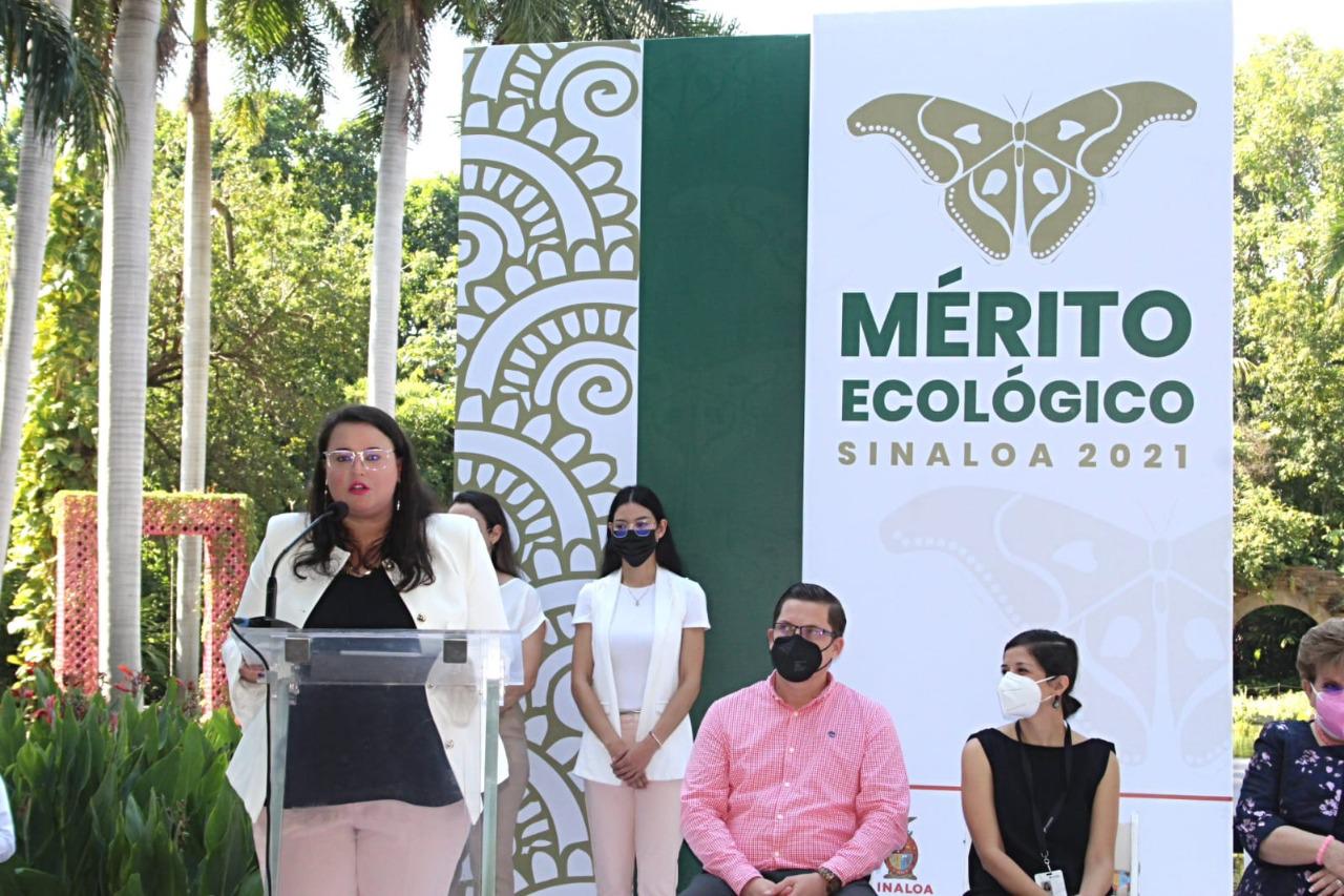 $!Este galardón fue creado por decreto del gobernador Quirino Ordaz Coppel para celebrar el trabajo en favor del medio ambiente.