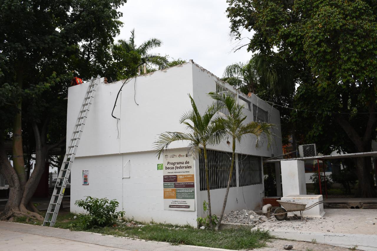 $!Oficinas del CCC ya tenían varillas podridas y paredes agrietadas; inmueble tiene 62 años de antigüedad