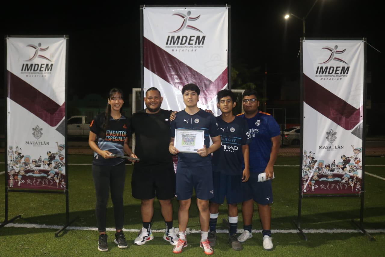 $!Se corona Cenaduría Doña Vicky en la Liga Libre de Valle Bonito