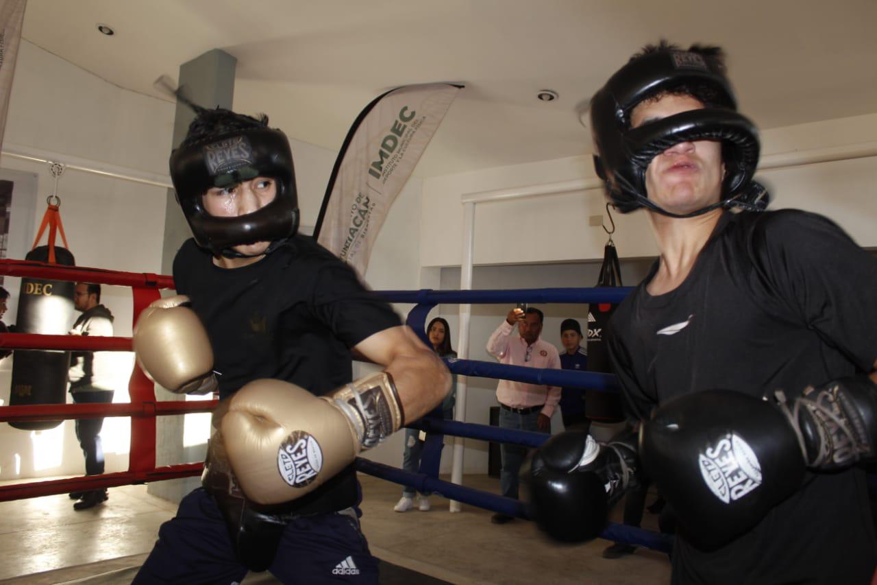 $!Reinauguran en Culiacán gimnasio de box de La Costerita