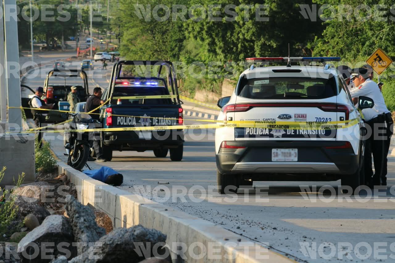 $!Motociclista derrapa y muere en ampliación del bulevar Agricultores, al sur de Culiacán