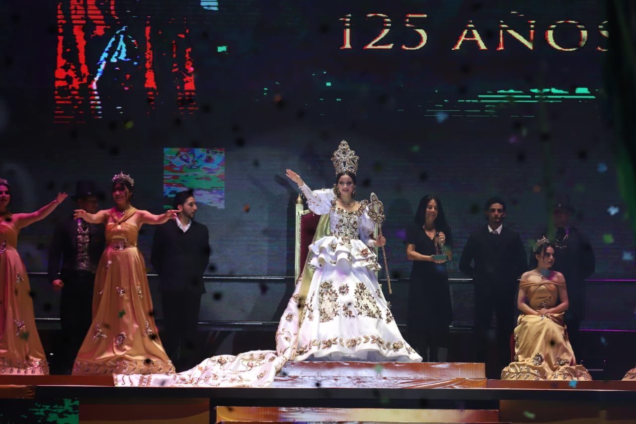 $!Uma I es coronada Reina de los Juegos Florales del Carnaval de Mazatlán