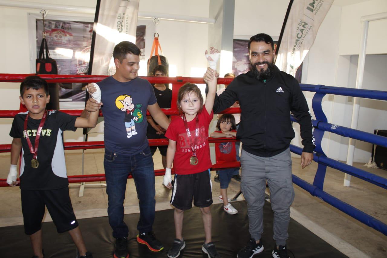$!Reinauguran en Culiacán gimnasio de box de La Costerita