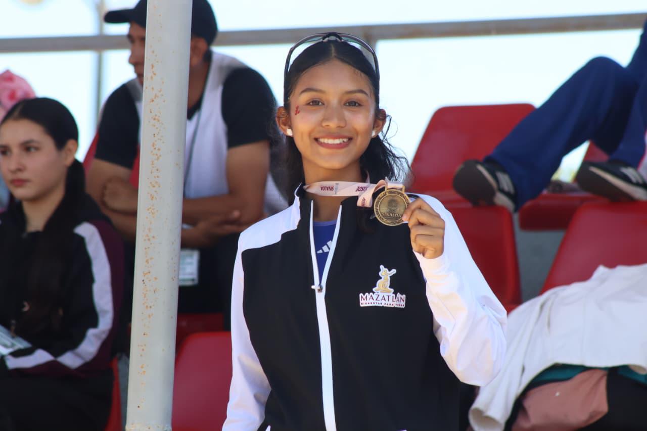 $!Mazatlecos brillan en la primera jornada del estatal de atletismo