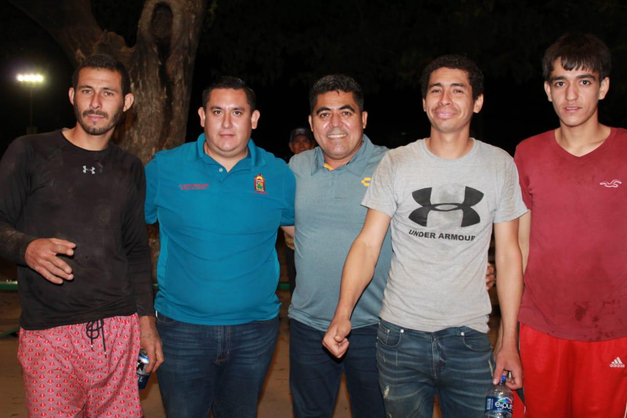 $!Culiacancito se corona en Torneo de Voleibol de Tercias Intersindicaturas