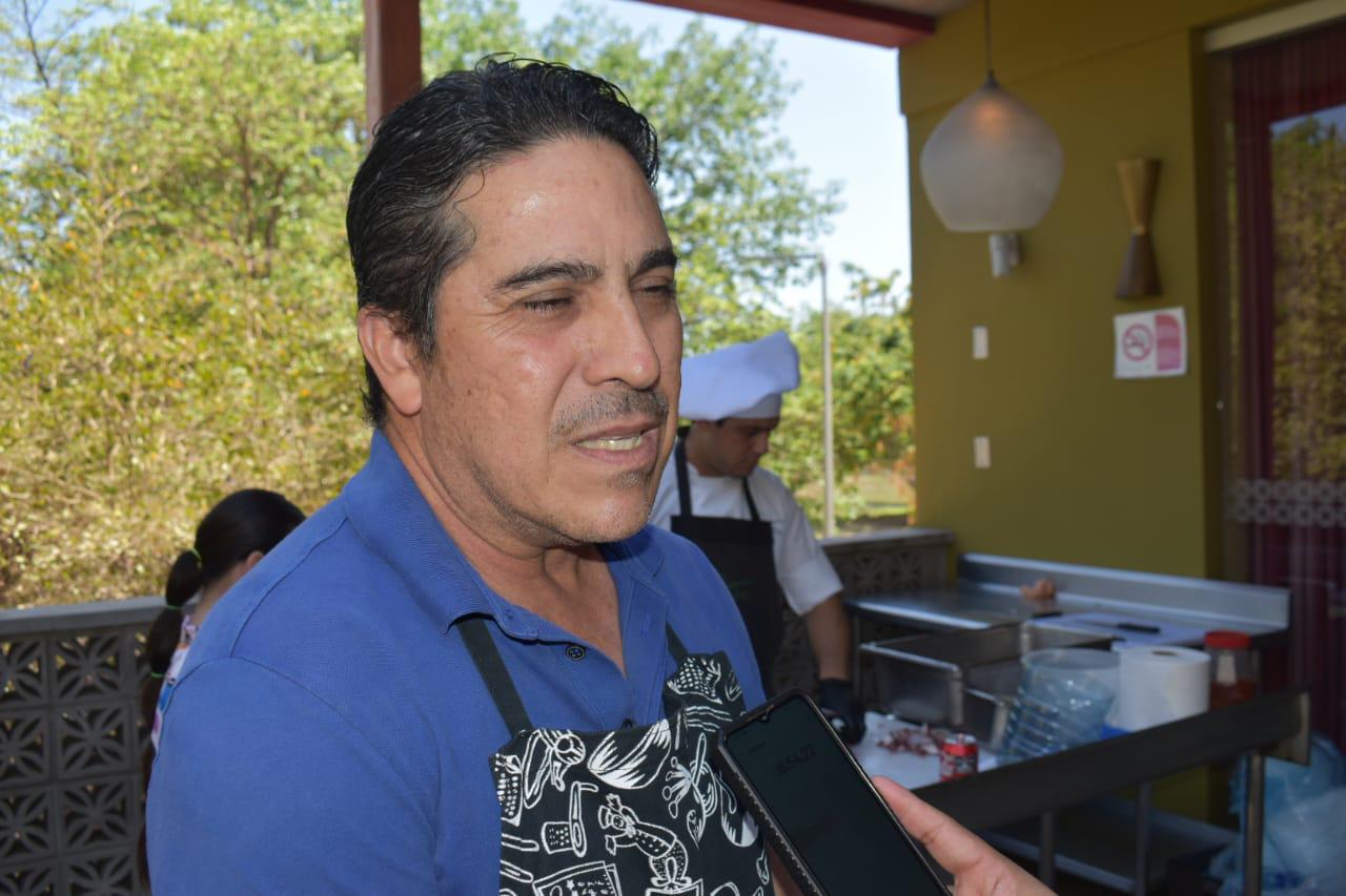 $!Alex López de Los Mariscos del Alex,