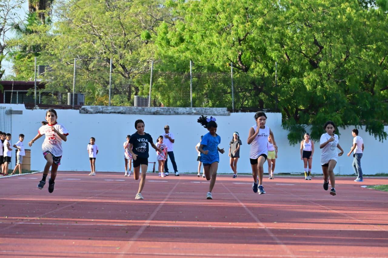 $!Compiten con tesón, en la tercera fecha del Serial de Atletismo Imdem