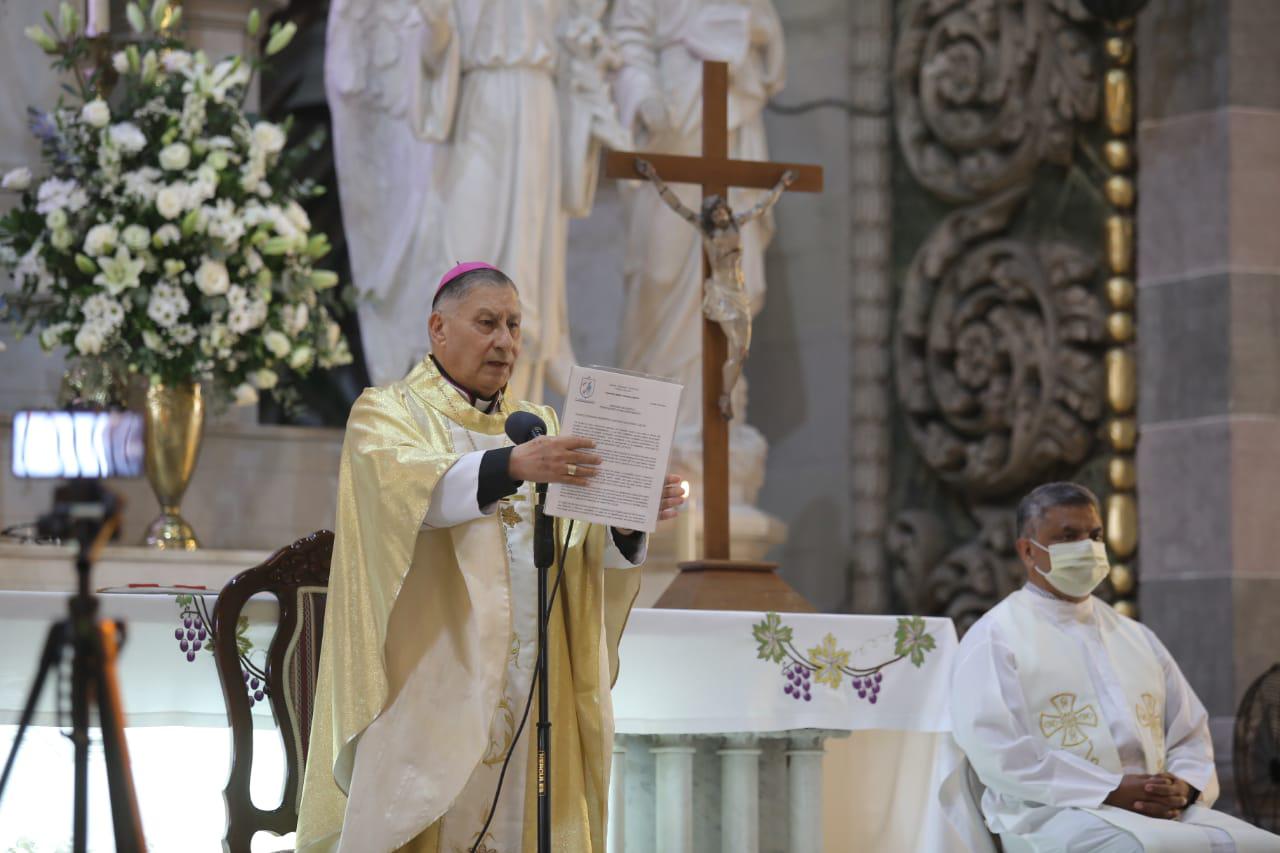 $!Obispo de Mazatlán llama a todos a estar dispuestos a vacunarse contra el Covid-19