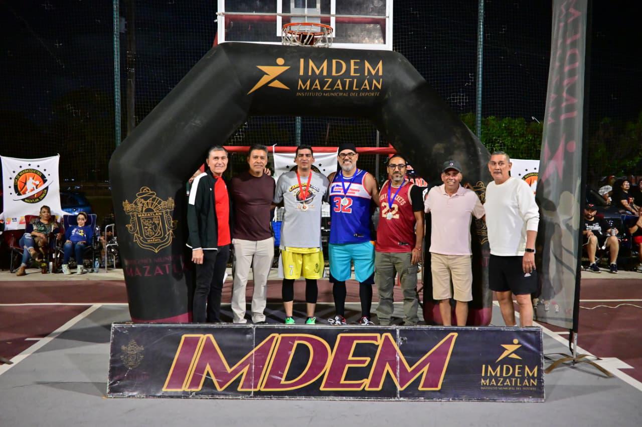 $!Horacio Llamas se corona en la Maxibasquet 50+, en Mazatlán