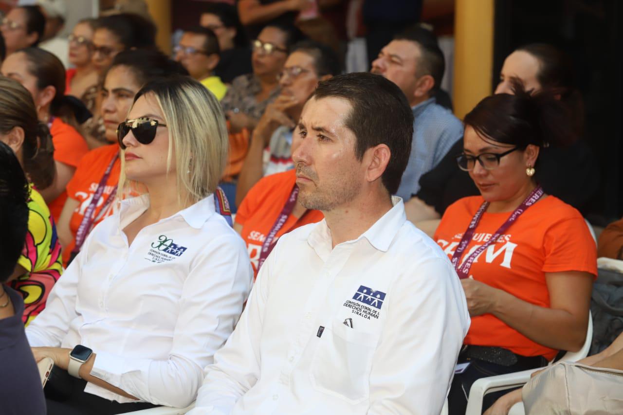 $!Rinde Tania del Río homenaje a madres que buscan a sus hijos desaparecidos