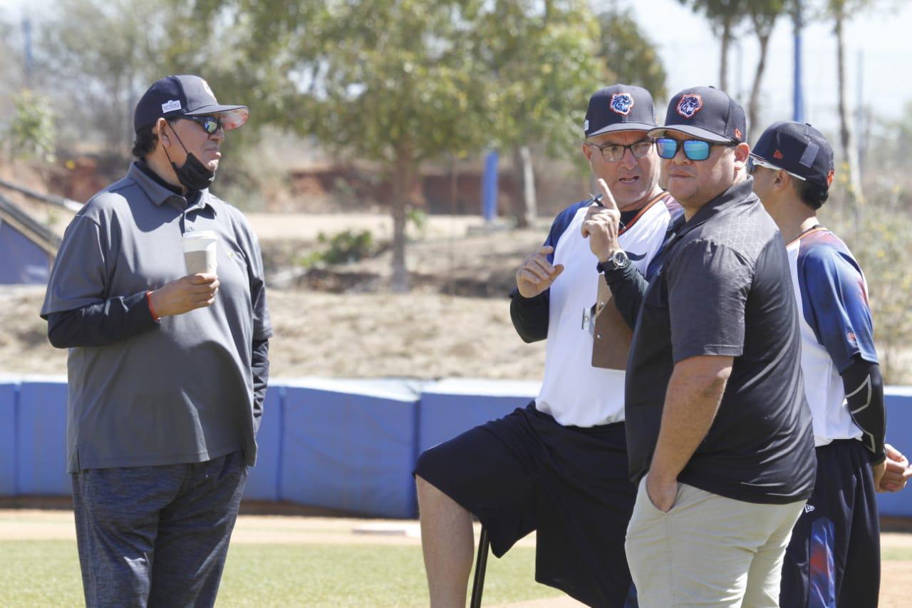 $!Fernando Valenzuela de visita en Mazatlán: Lo encontré muy cambiado, es realmente impresionante