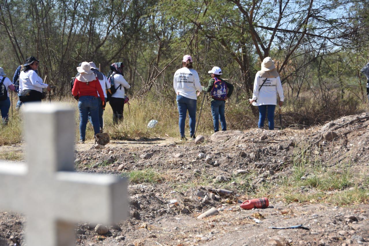 $!Se unen para visibilizar crisis de desaparecidos con jornada de búsqueda humanitaria en Culiacán