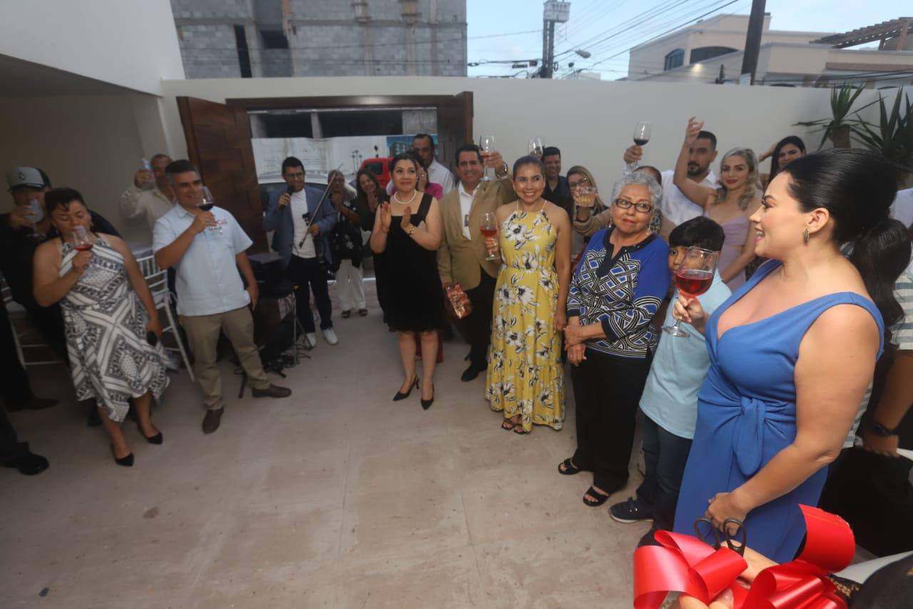 $!Inaugura la Notario Público Jéssica Páez Lizárraga sus oficinas en Mazatlán