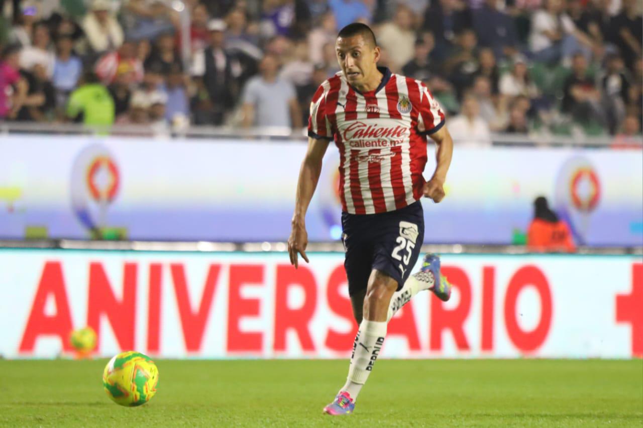 $!Mazatlán rescata el empate en un partido de locura y drama frente a las Chivas