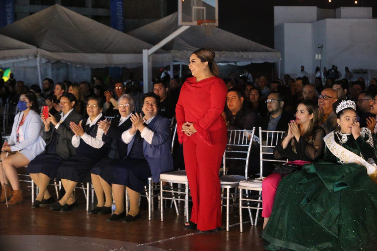 $!Dan en banderazo de Arcángel Distrito Residencial, en Mazatlán