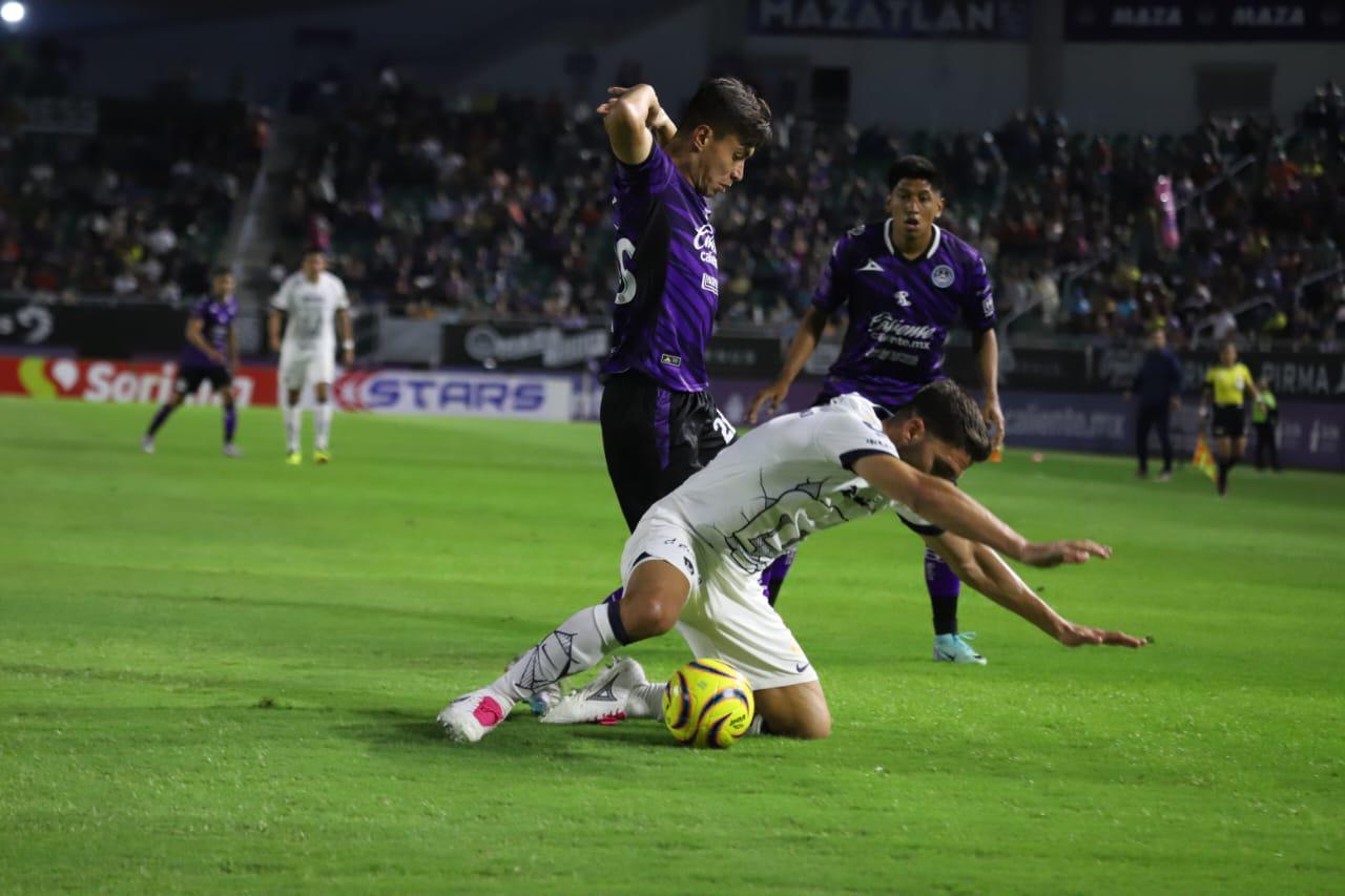$!Mazatlán FC es desgarrado por Pumas en El Encanto y el cielo se pinta Azul y Oro
