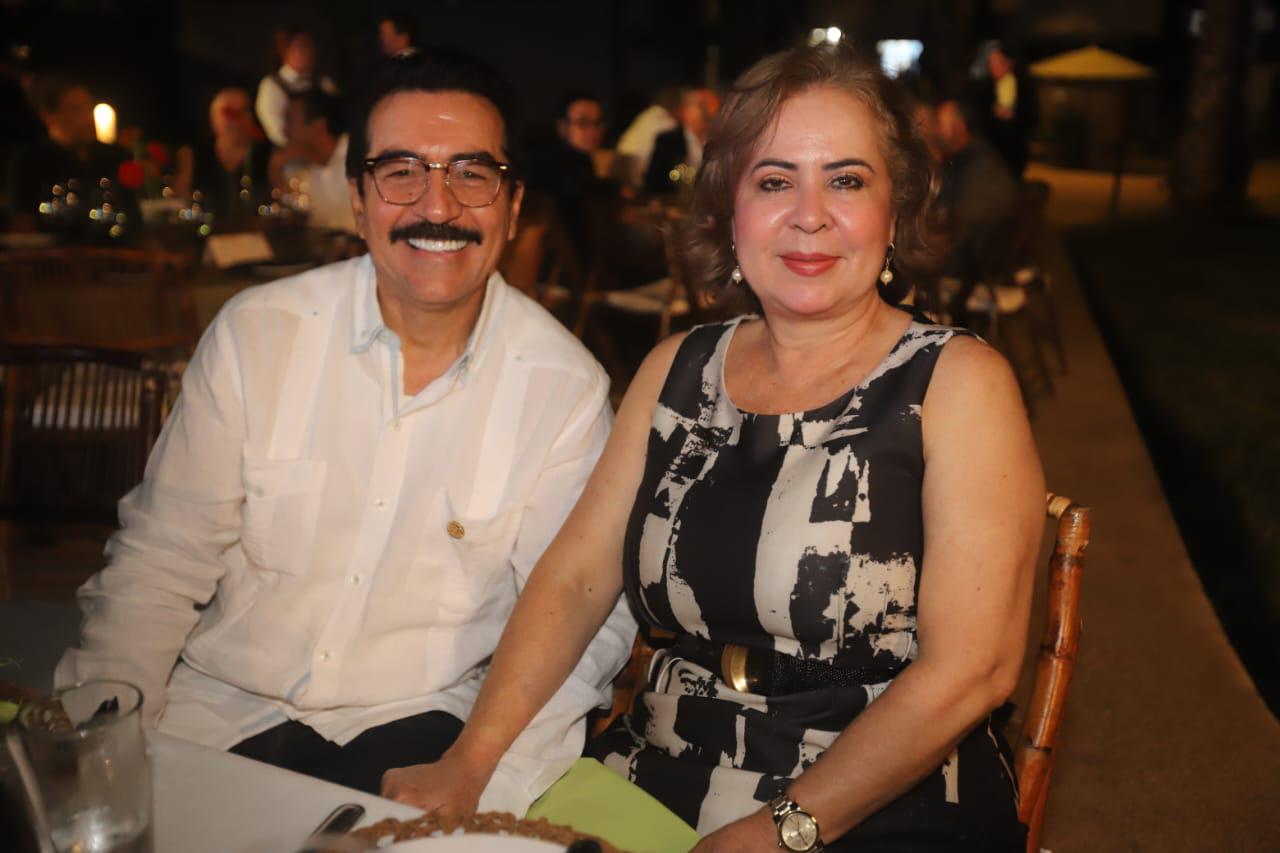 $!Florencio Osuna y María de los Ángeles Quiñonez.