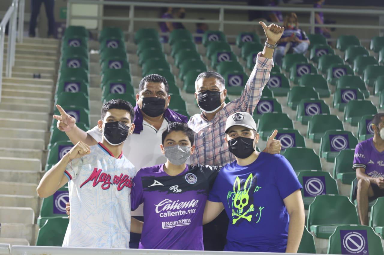 $!Alfredo Alvarado, Paulino Joya, Cristo Joya, Alfredo Alvarado Júnior y Riel Beltrán.