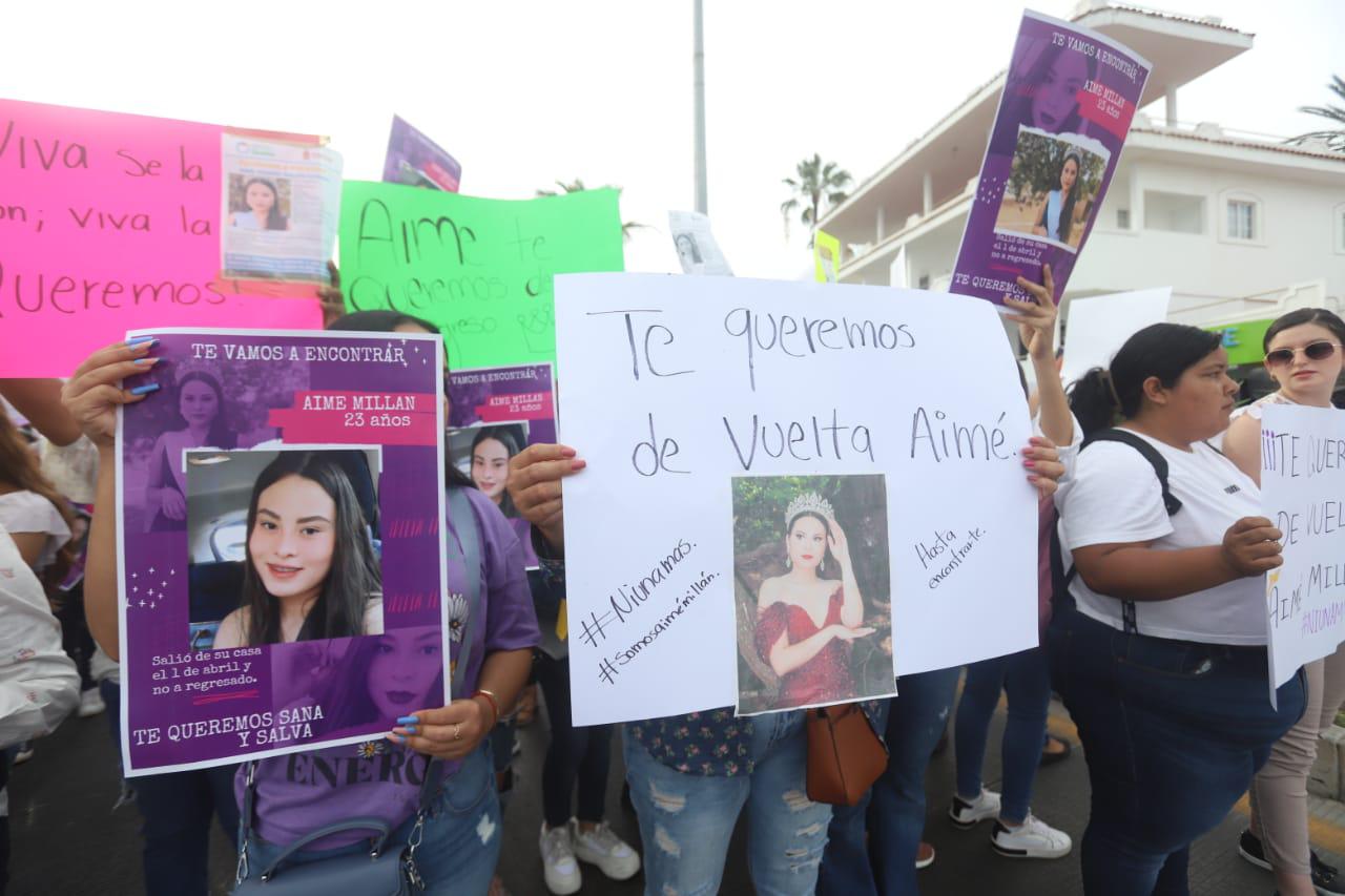 $!Protestan en Mazatlán para exigir la localización de Aimé Joanna