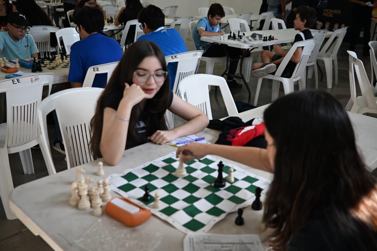 $!Aperturan valientes, la eliminatoria municipal de ajedrez