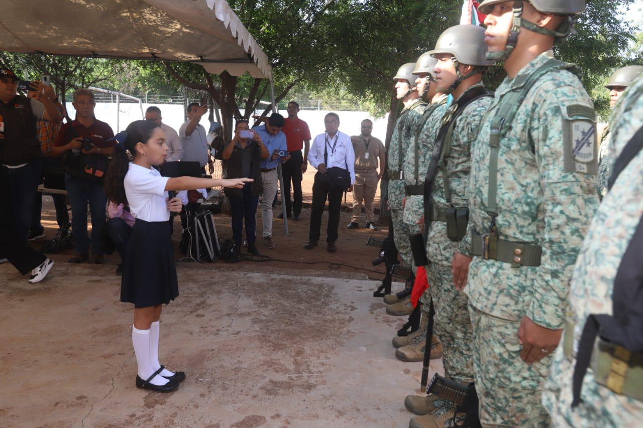 $!Se compromete Alcalde a atender necesidades de cada escuela de Mazatlán