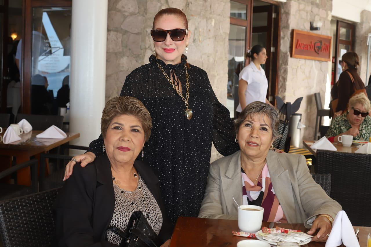 $!Santi Pérez, Irma Jáuregui y Socorro Bautista.