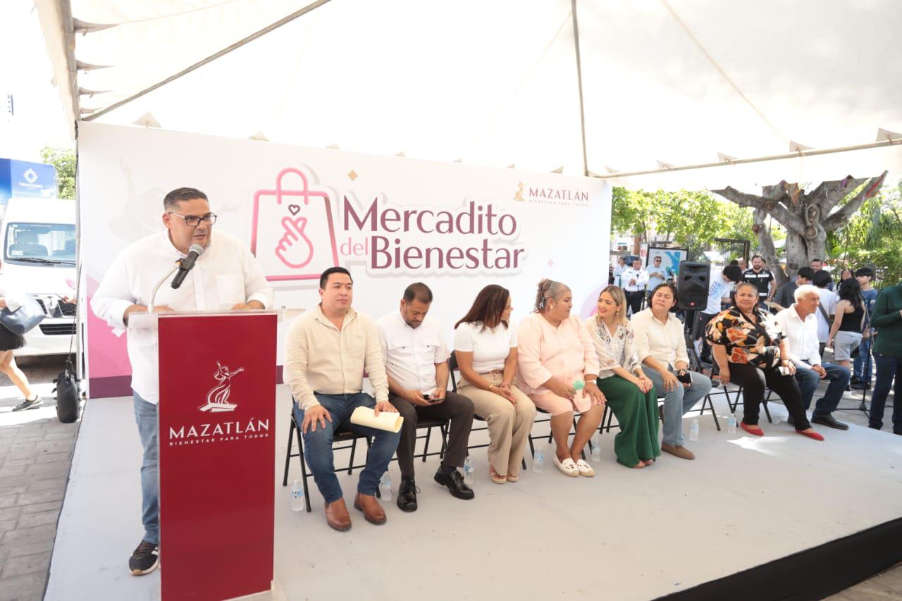 $!Inauguran Mercadito del Bienestar en Plazuela República para promover productos y servicios hechos en Mazatlán