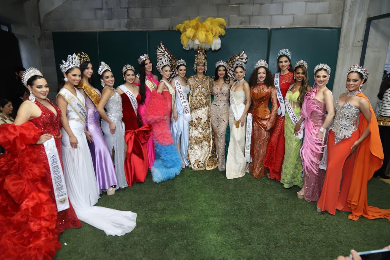 $!Anahí I entre las embajadoras de la belleza.