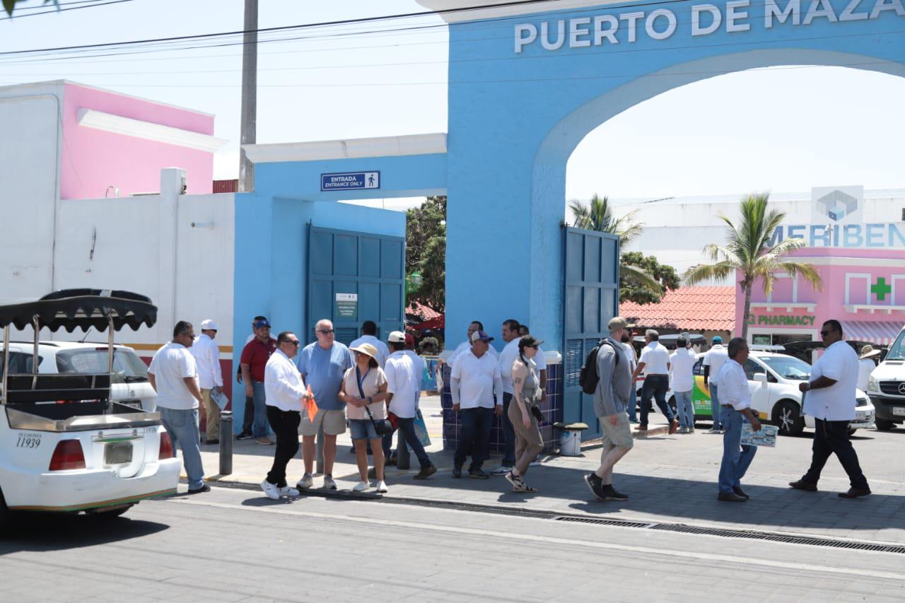 $!Llega a Mazatlán el crucero Carnival Panorama