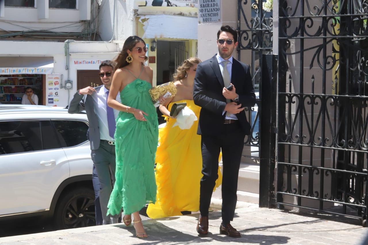 $!Ana Sofía Ley y Quirino Ordaz Fuentes se dan el sí ante el altar