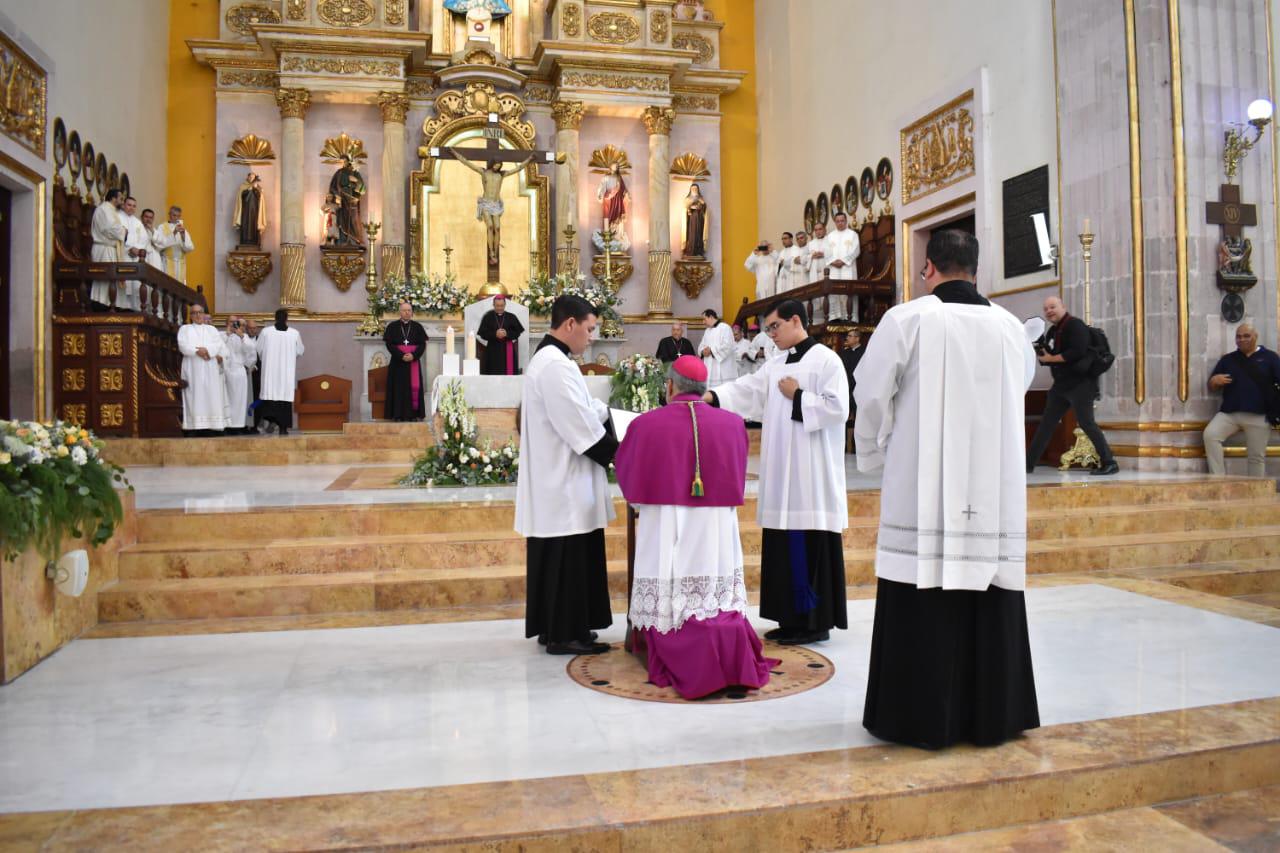 $!Monseñor Jesús José Herrera asume como nuevo Obispo de Culiacán
