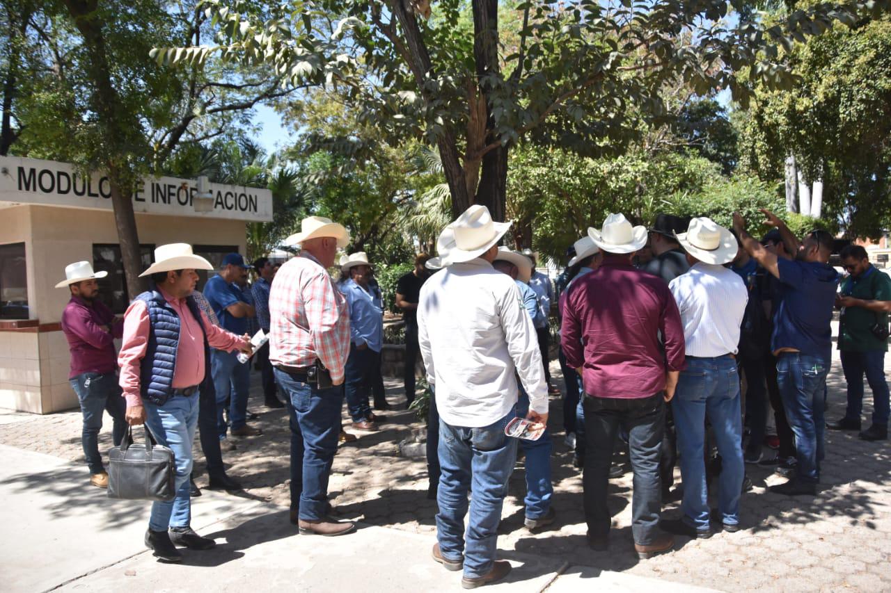$!Insisten en destitución de líder de la Unión Ganadera de Sinaloa y piden reunión extraordinaria