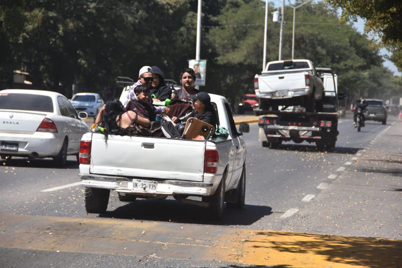 $!Desde Culiacán, vacacionistas ya se mueven a destinos turísticos por Semana Santa