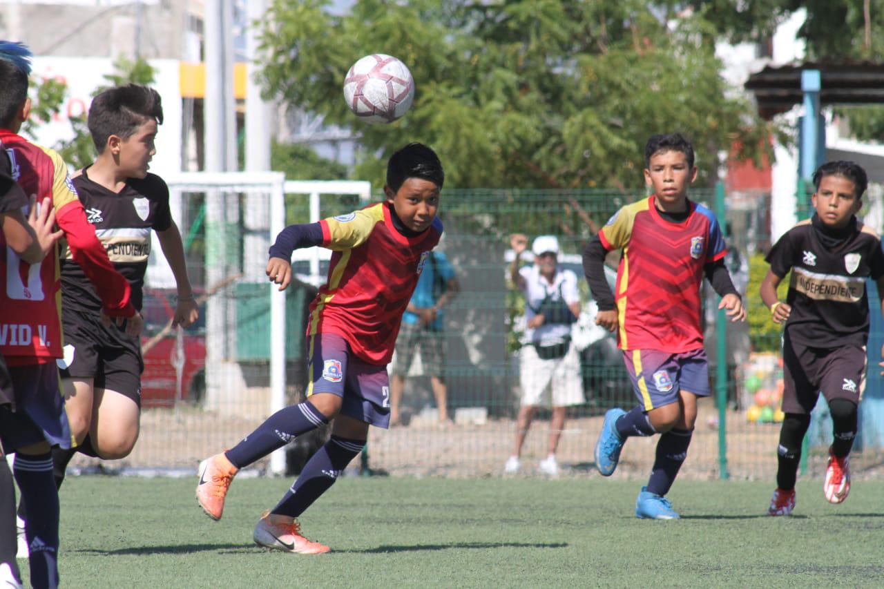 $!Equipos porteños levantan títulos en la Copa Mazatlán de Futbol 7