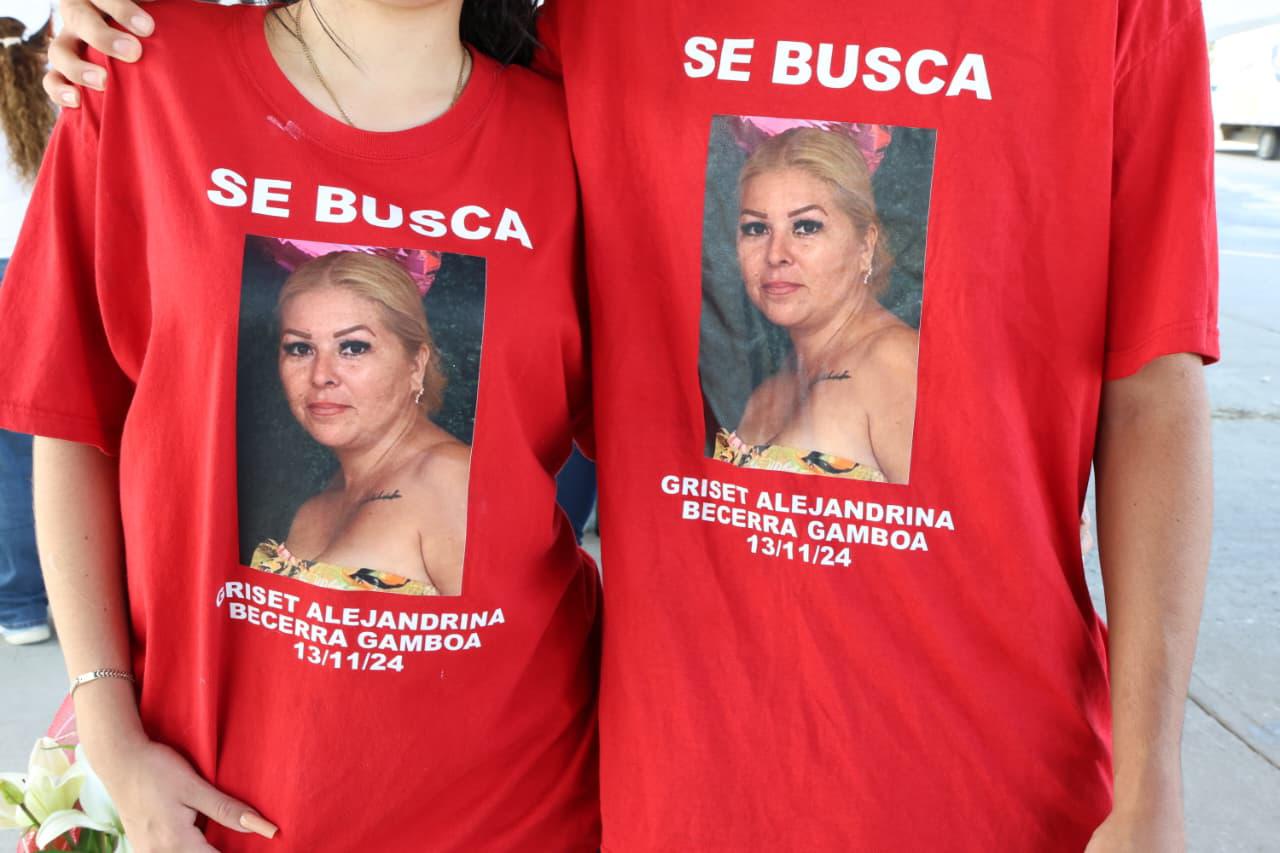 $!Sin flores ni festejos: así viven el Día de las Madres las familias buscadoras en Mazatlán