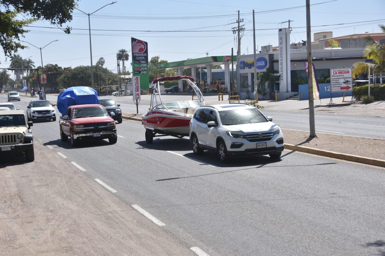 $!Desde Culiacán, vacacionistas ya se mueven a destinos turísticos por Semana Santa