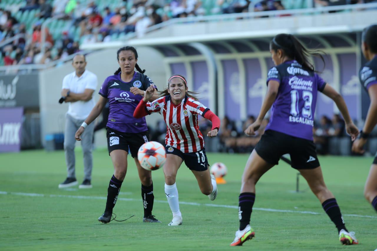 $!Mazatlán Femenil no puede sumar en casa ante Chivas